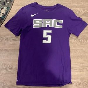 Men’s Small Sacramento Kings De’Aaron Fox Jersey T-Shirt